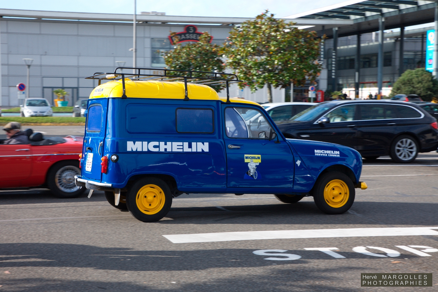 Renault 4.jpg